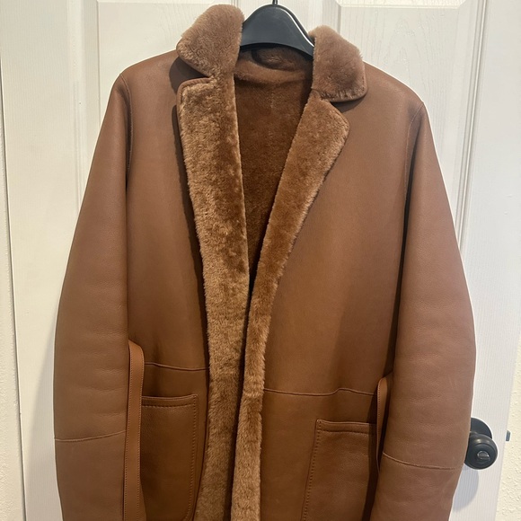 NWT Loro Piana Reversible Lambskin Leather Shearling Coat, Size Medium - Picture 2 of 8